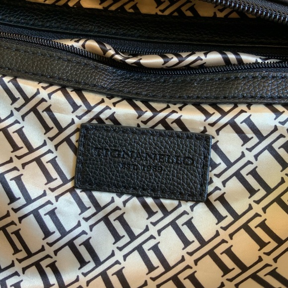 TIGNANELLO GENUINE LEATHER CROSSBODY BAG - Picture 8 of 11